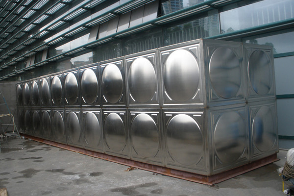 <a href='http://bdqnxf.cn/' target='_blank'>不銹鋼加工</a>廠家